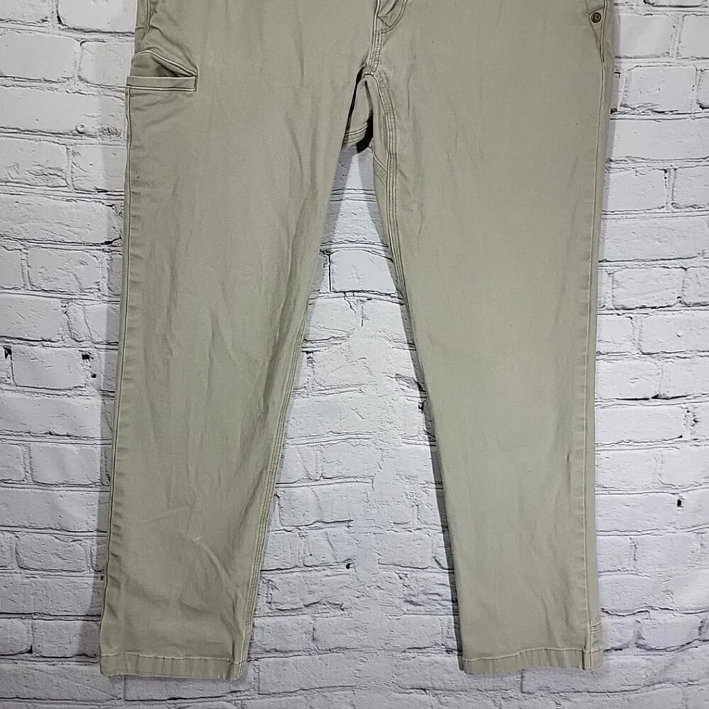 Duluth Trading Co small spot